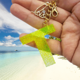 Custom Keychain, Keychain, Resin Keychain, Resin, Gold Leaf Keychain, Glitter Keychain, Cute Keychain, Key Chain, Resin Art, Alphabet Keychain (Letter T)