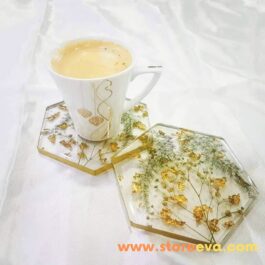 Hexagon resin coasters with real dried flowers and gold leaf ( Set of 4)