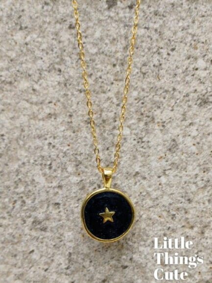 Star Enameled Round Pendant Charm