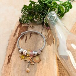 Daisy Charm Silver Bracelet | Elegant Floral Design
