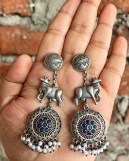 Nandi – Oxidised Silver with Blue Stones and Pearls