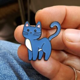 Blue Cartoon Cat Enamel Pin – Cute Animal Design